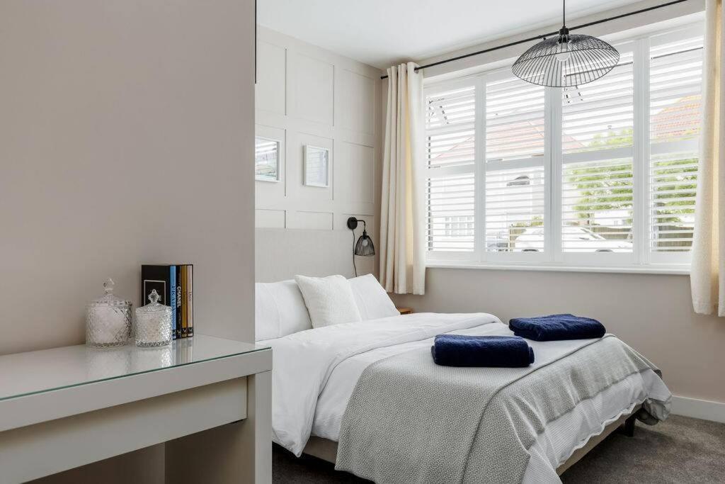 Modern 2 Bed, Cliff Top & Parking, F6 Bournemouth Ngoại thất bức ảnh