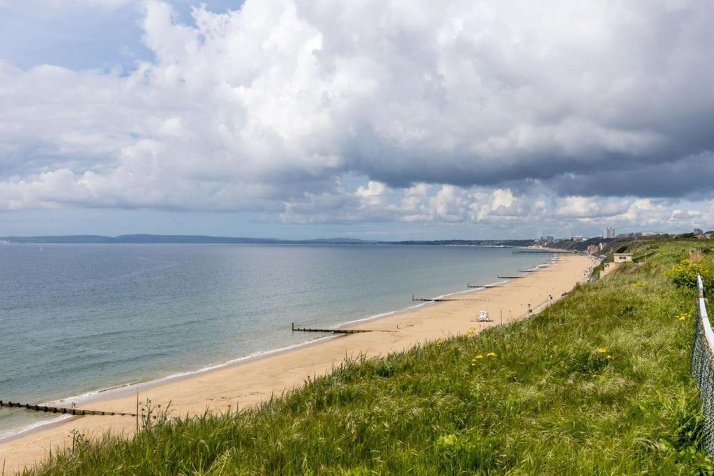 Modern 2 Bed, Cliff Top & Parking, F6 Bournemouth Ngoại thất bức ảnh