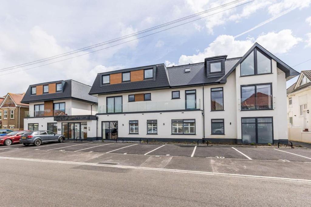 Modern 2 Bed, Cliff Top & Parking, F6 Bournemouth Ngoại thất bức ảnh